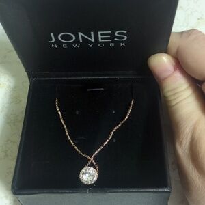 Jones New York Amalia necklace